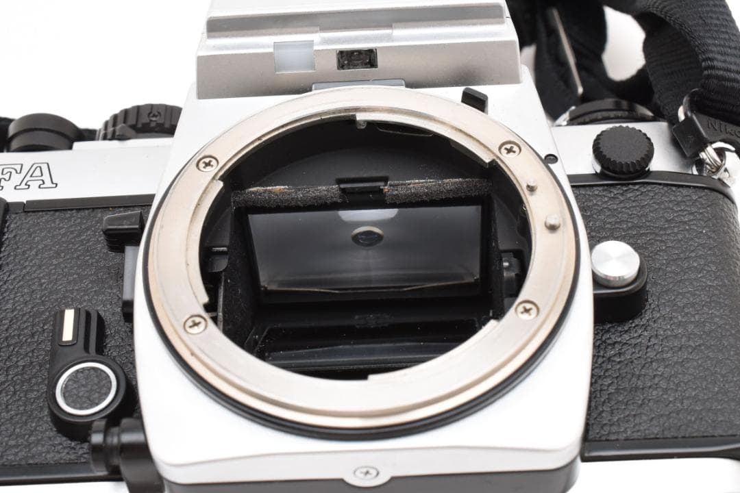 ★各部モルト張り替え済・美品★ ニコン Nikon FA ボディ #19550