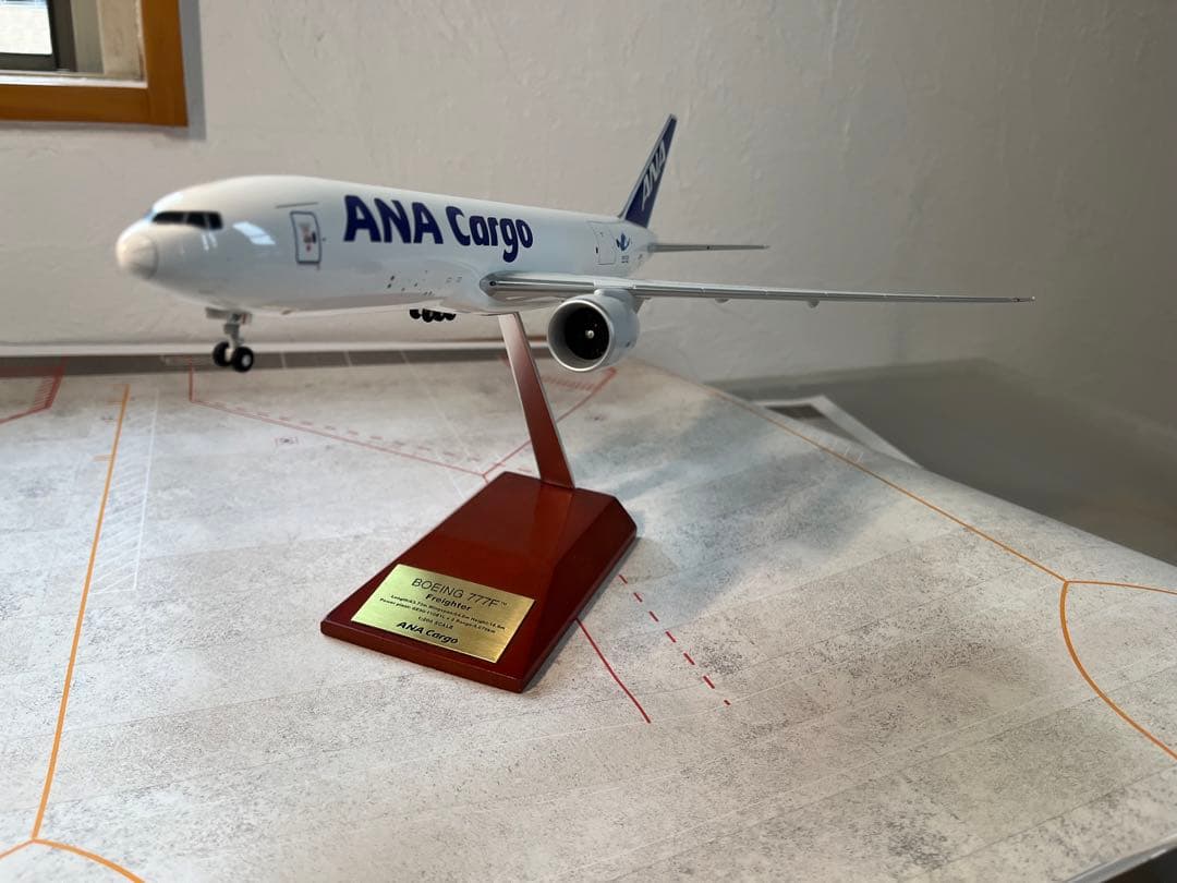 完成品！ANA Cargo Boeing 777F 1/200 全日空商事