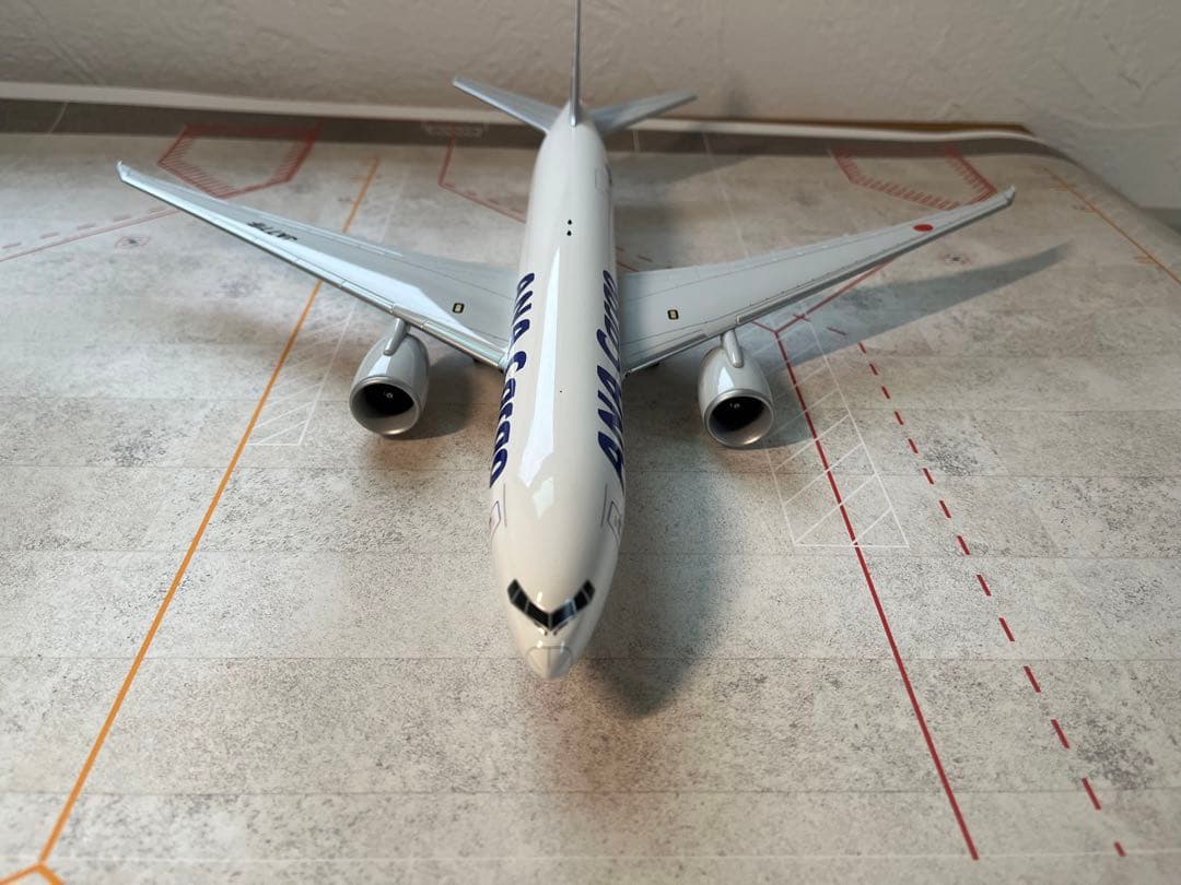 完成品！ANA Cargo Boeing 777F 1/200 全日空商事