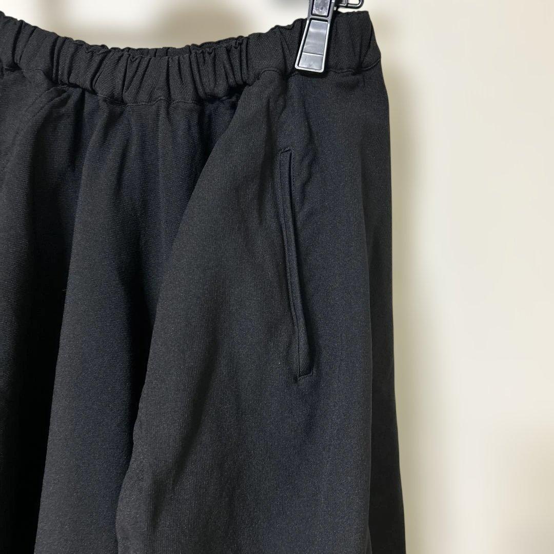 コムデギャルソン　アシンメトリーデザインスカート ブラック