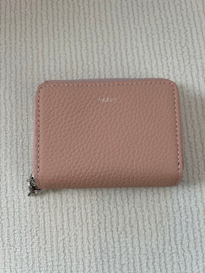 VASIC Round Mini Mini 三つ折り財布 モモ ヴァジック