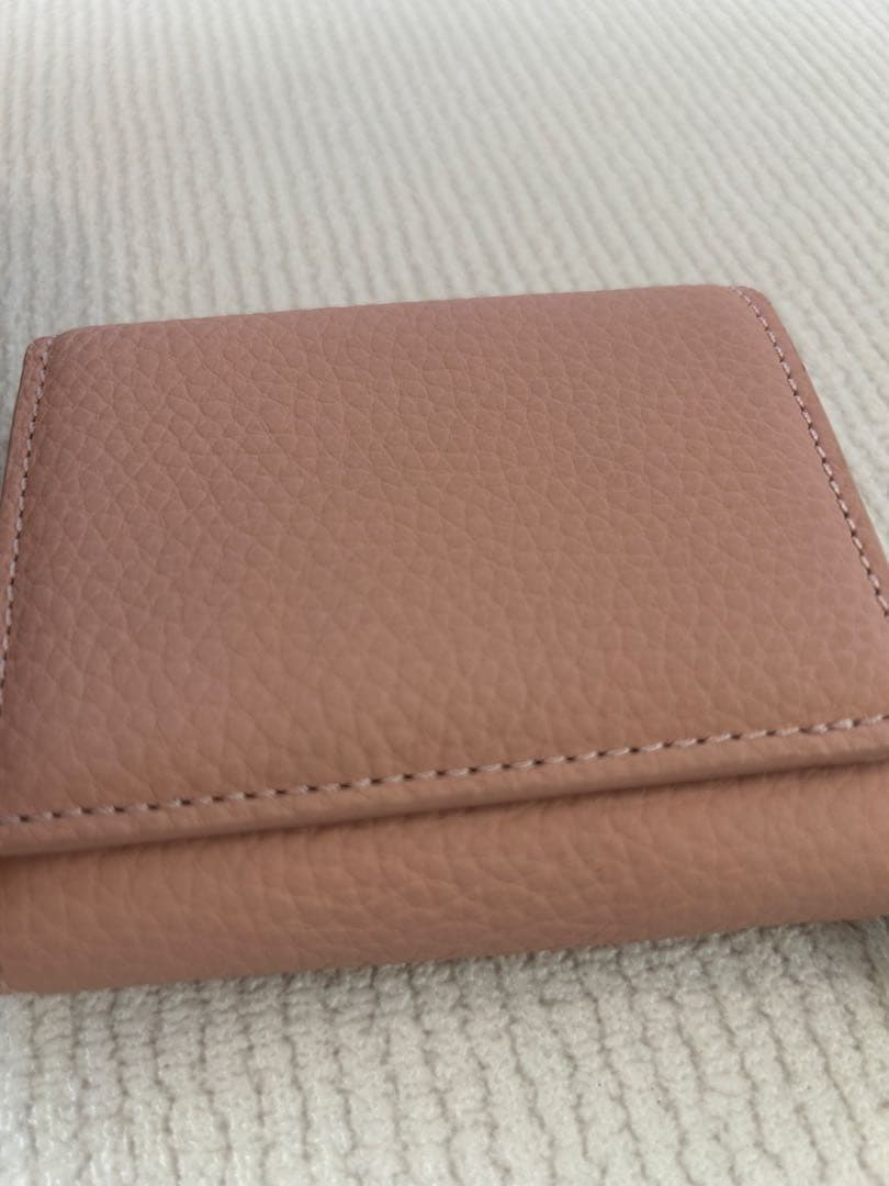 VASIC Round Mini Mini 三つ折り財布 モモ ヴァジック