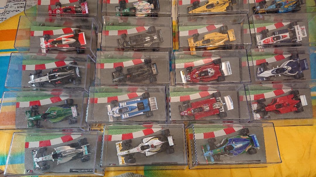 F1ミニカーコレクション 25台セット