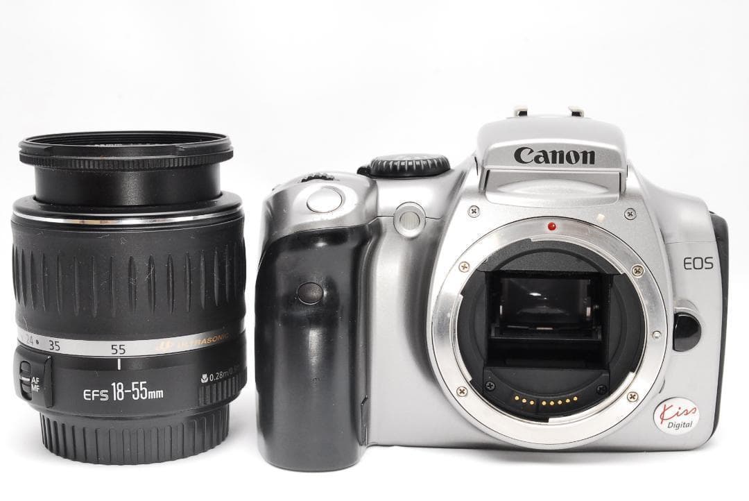 Canon EOS Kiss Digital ♥デビュー機に♥ 一眼レフ