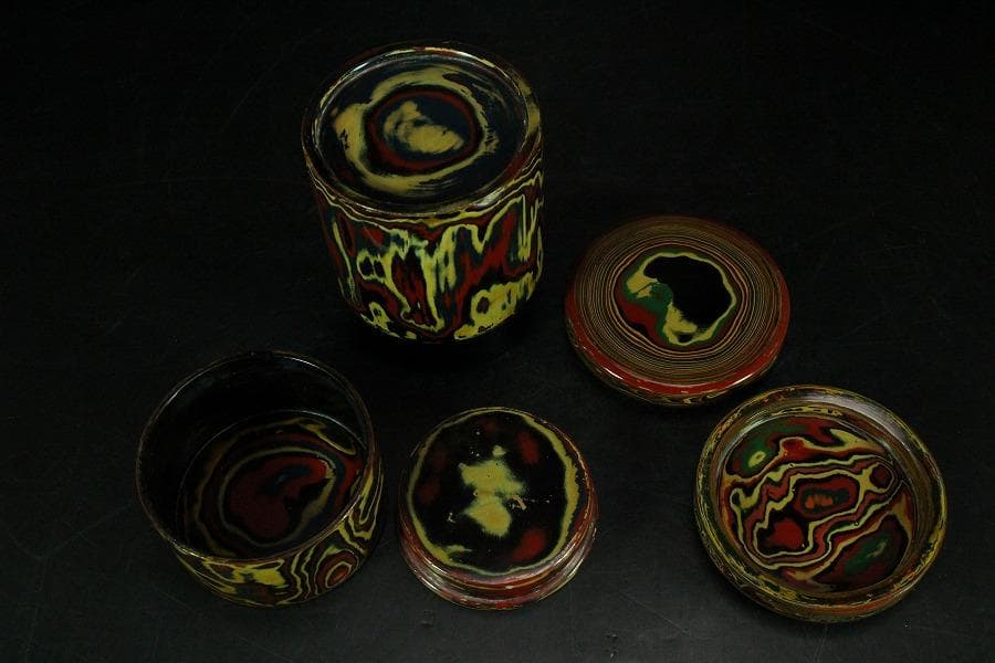 乾漆 色漆堆朱 茶器 香合 雪松作 共箱 未使用(K-A641)