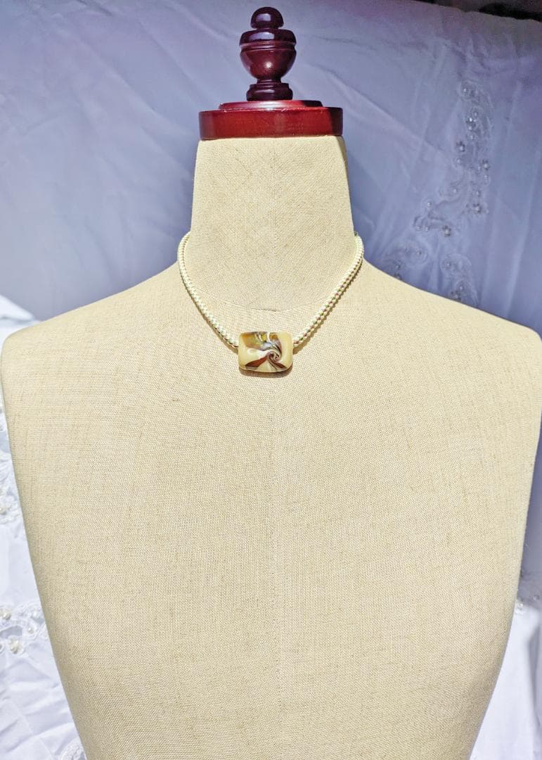 吉田正子トンボ玉（貳拾參）　「江戸組み紐」ネックレス　ガラス玉に込めた日本画