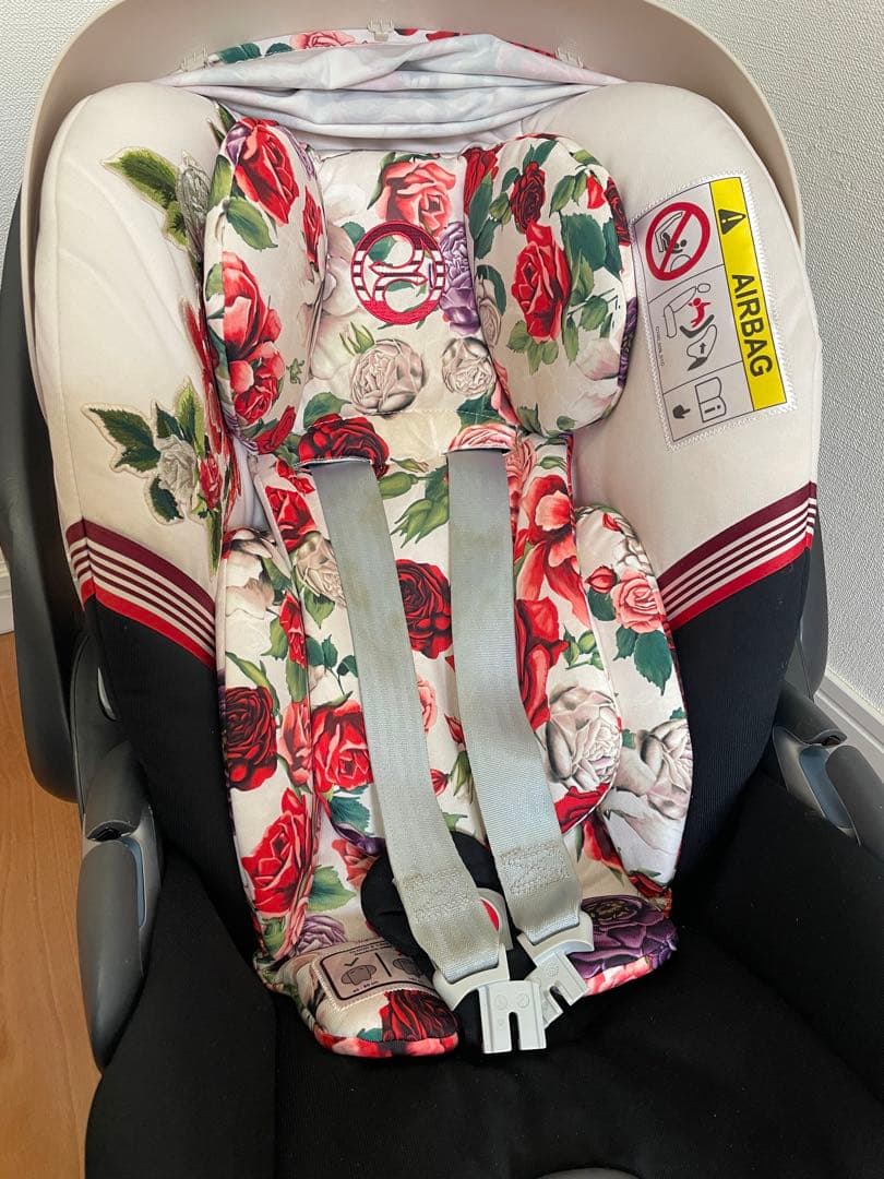 【入手困難限定品】cybex cloud z サイベックス　ベビーシート