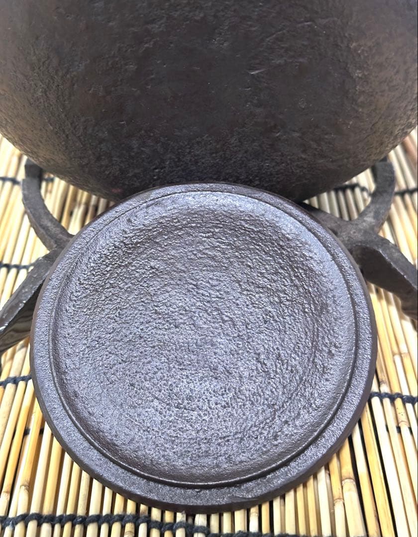 新品、栞、タグ２種付　南部水沢　岩戸賢一郎造　１５型　丸型　龍文様　南部鉄瓶