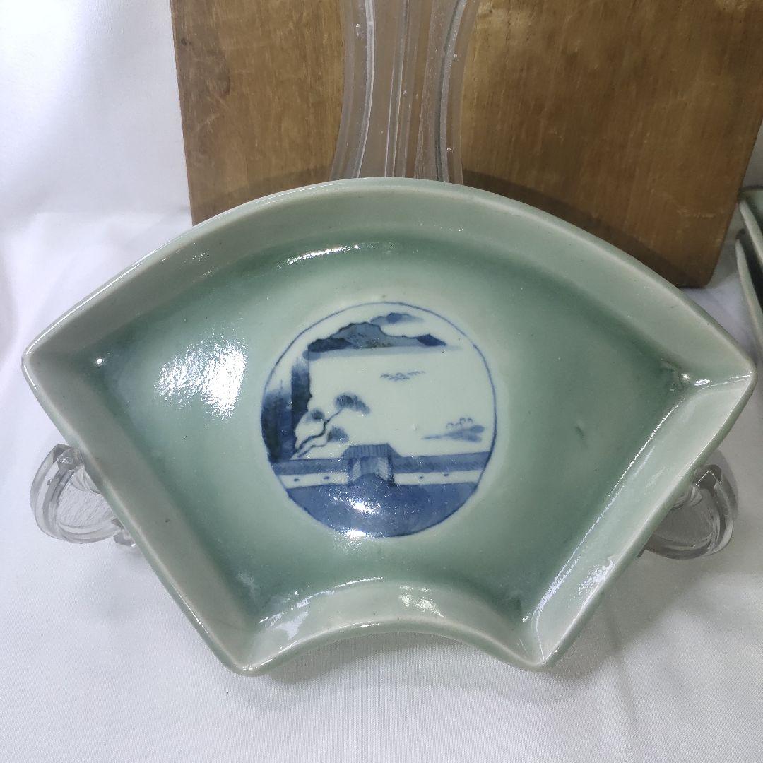 扇型皿 青磁に染付 山水図 幕末骨董 旧家蔵出し コレクター放出美品 古美術品
