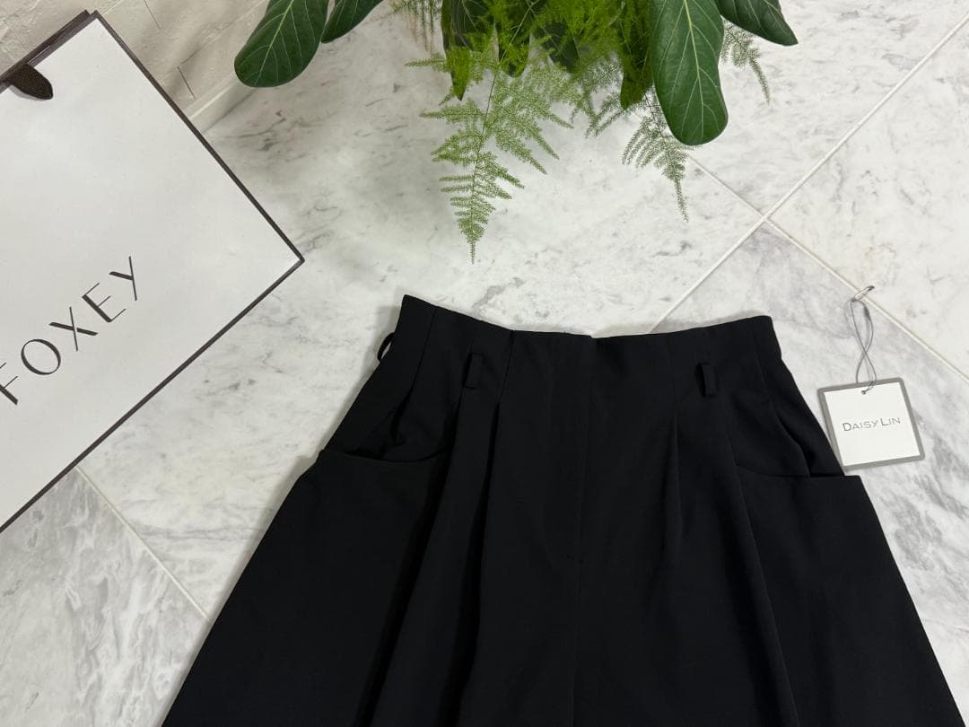 める'24年★未使用級★FOXEYフォクシーパンツ フレアキュロットⅡ40