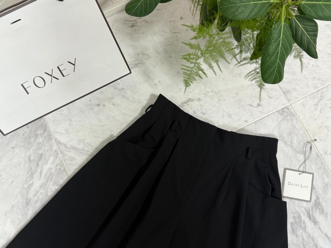 める'24年★未使用級★FOXEYフォクシーパンツ フレアキュロットⅡ40