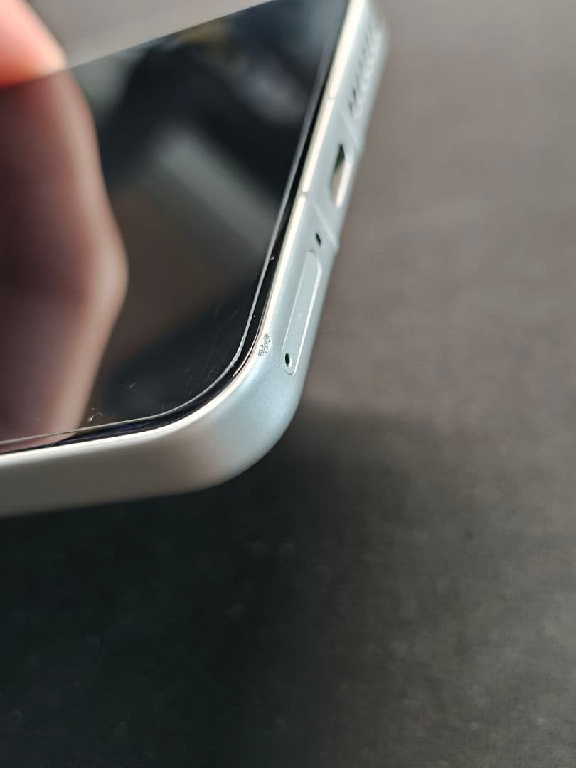 Xiaomi 15 256gb ホワイト国内版 ※細かなキズあり