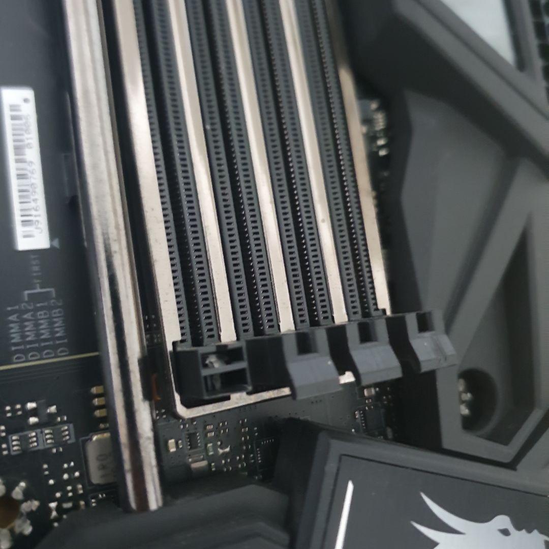 ジャンク品MSI MEG X570 GODLIKE マザーボード