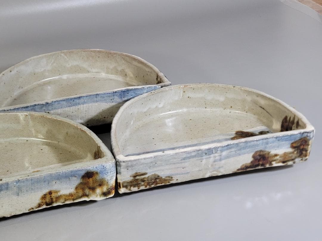 懐石器 半月 松の絵 向付 水月窯 豊蔵 共箱 DT559