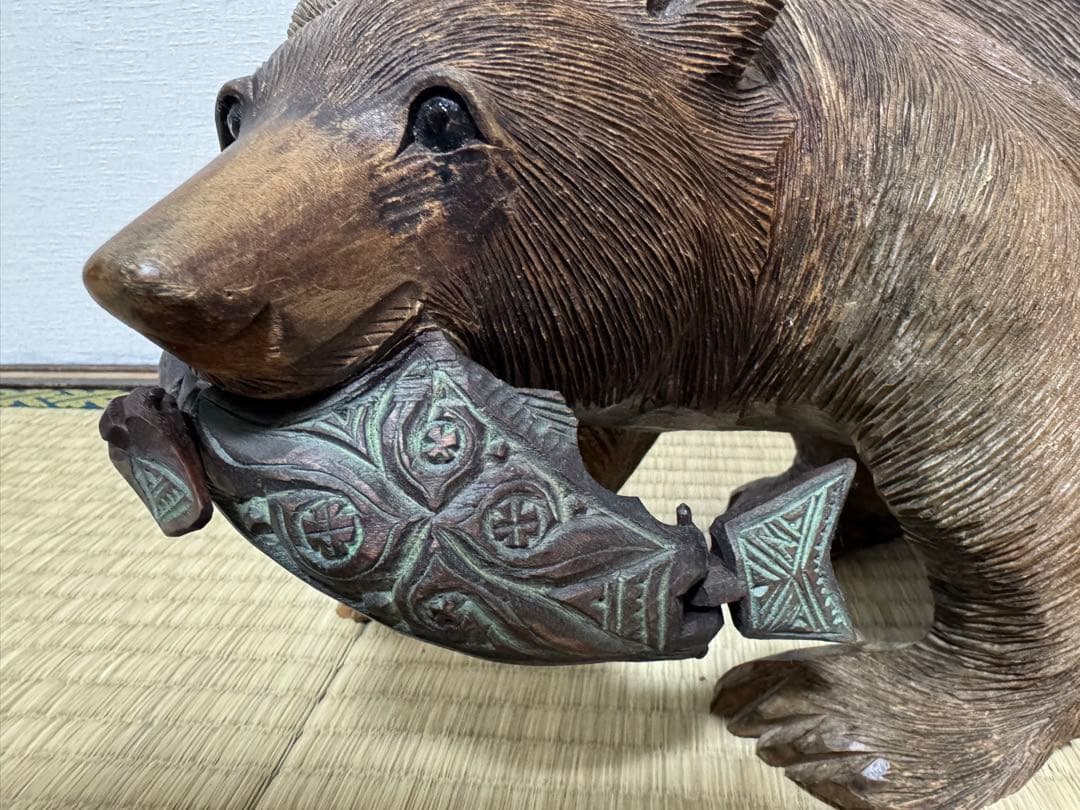 熊　木彫り　アイヌ　北海道