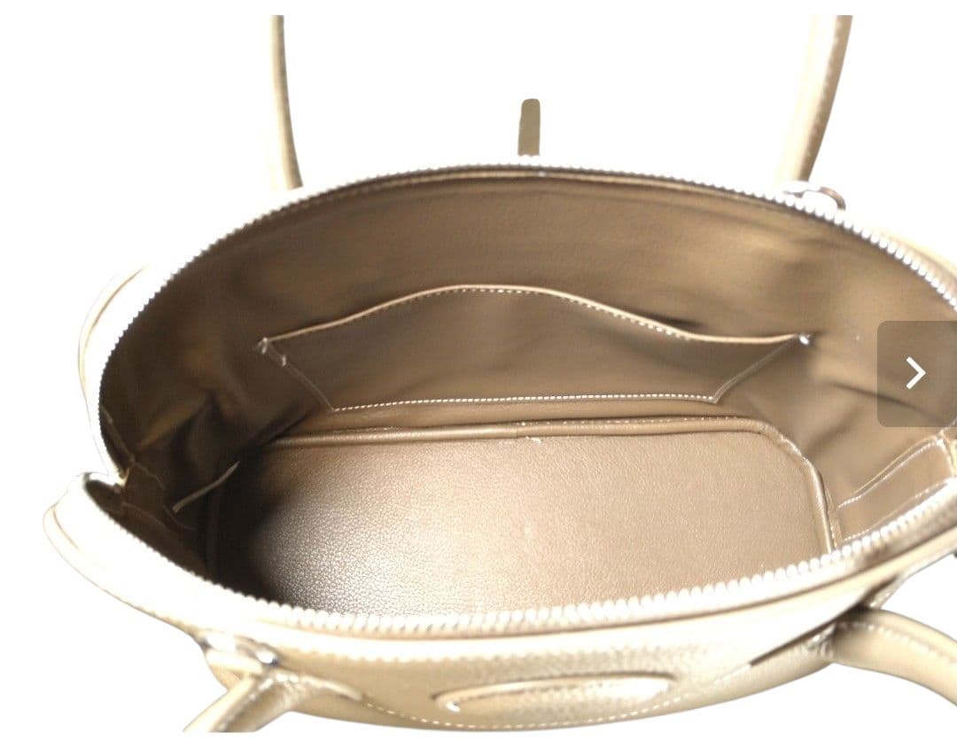 本革　ブガッティハンドバッグショルダーバッグ牛革