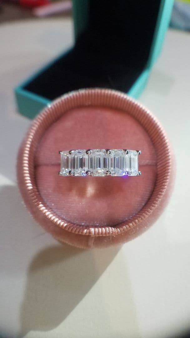 K！新作リング♡最高級モアサナイト エメラルドカットハーフエタニティ