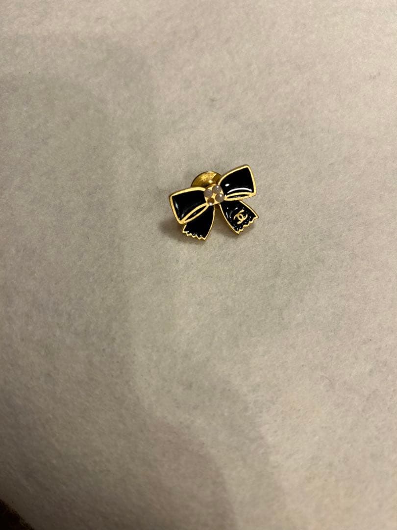 CHANELピンブローチ2つセット