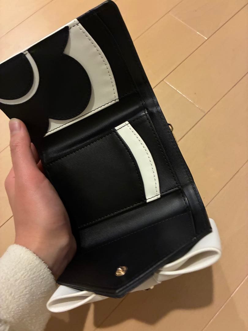 メゾンドフルールマリクワコラボ三つ折り財布