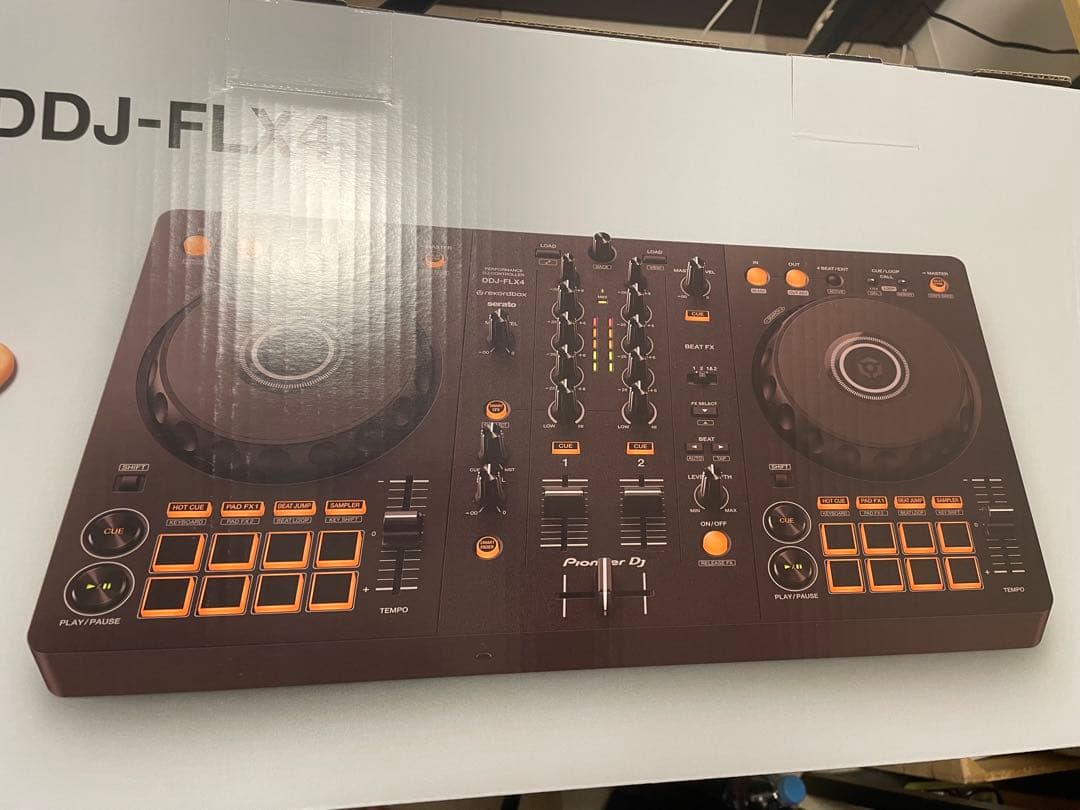 た　Pioneer DDJ-FLX4 DJコントローラー
