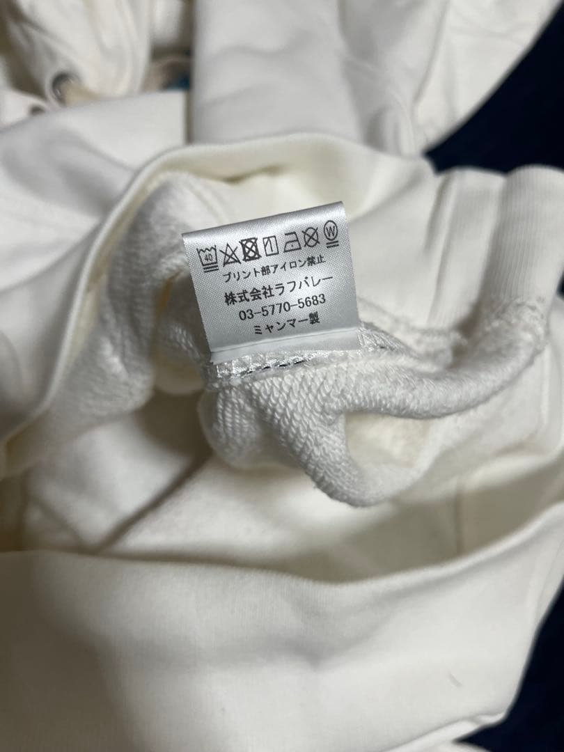 glamb×常闇トワ ホワイトパーカー