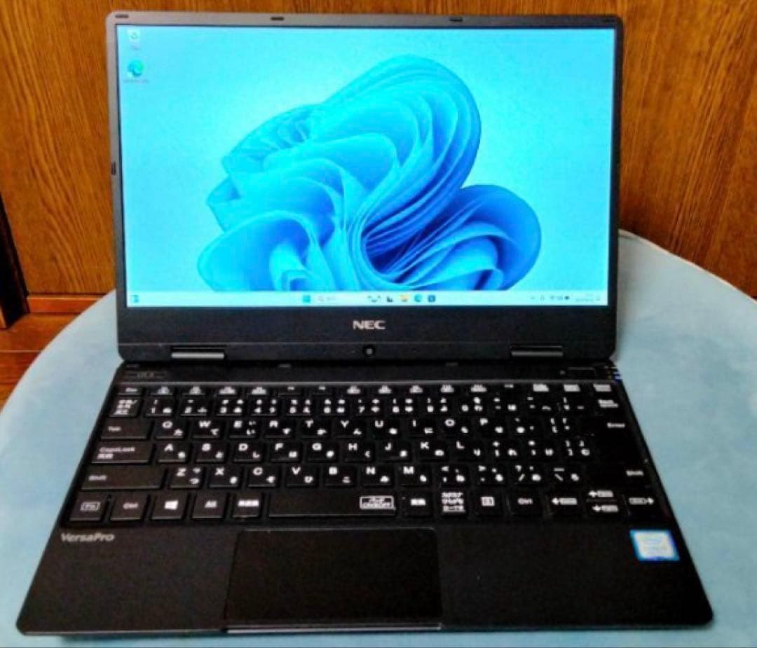 【VersaPro】 12.5インチ フルHD （IPS）8GB 128GB