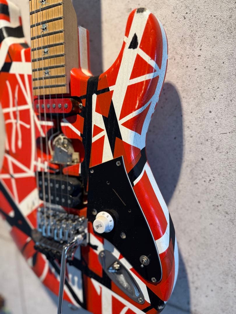 ストラト Van Halenレリックギター　JUMP