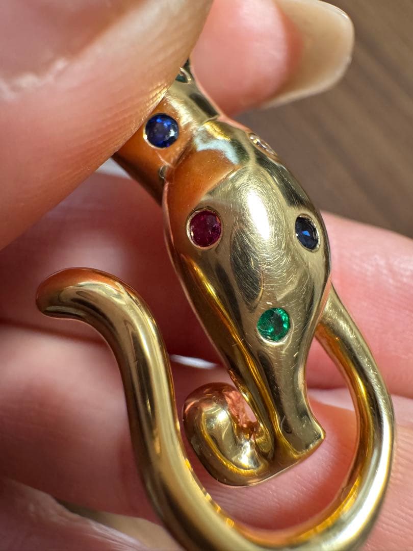 鑑別書付き　豹/パンサーブローチ　k18YG 色石　ダイヤ16.9g