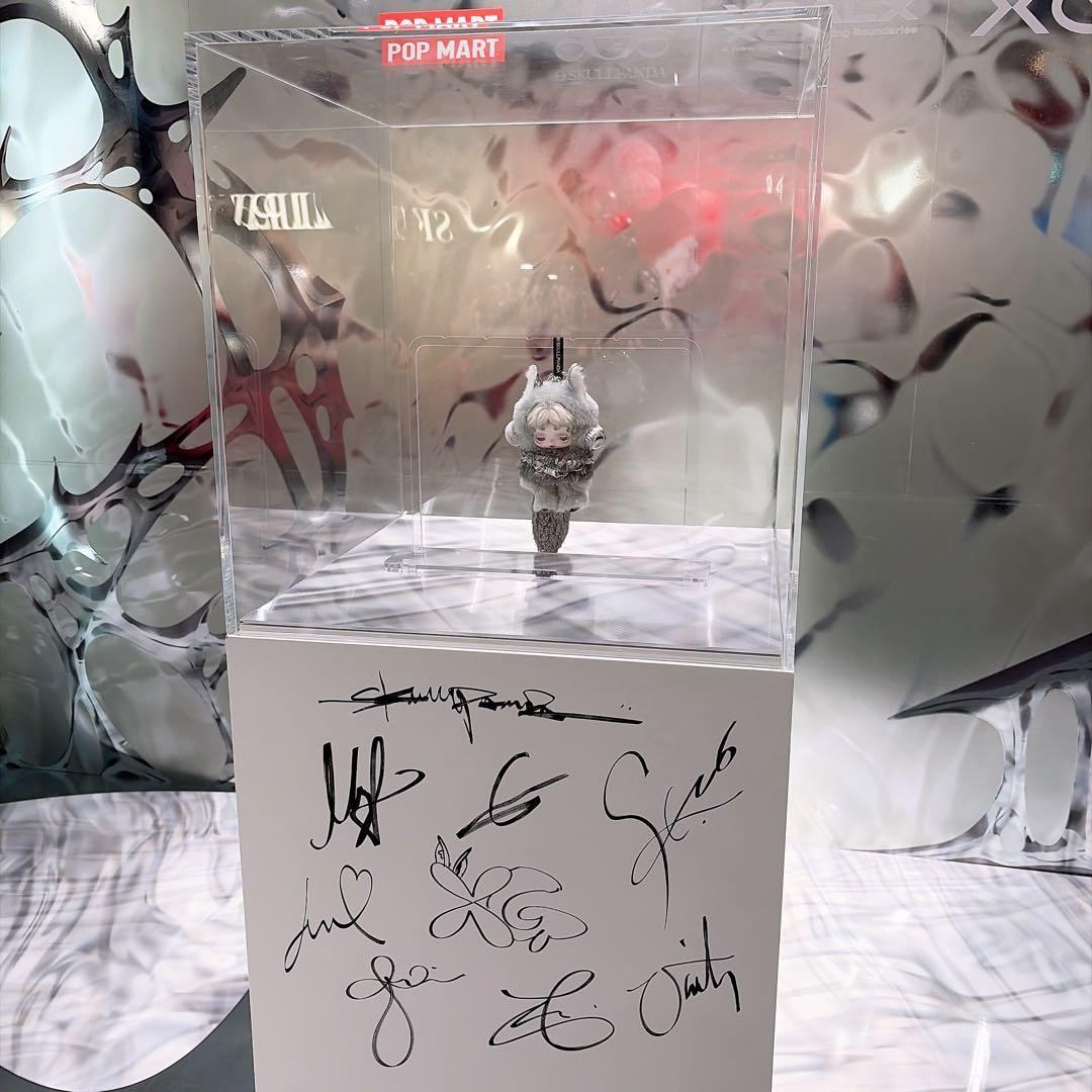 POPMART スカルパンダSKULLPANDA XG　特典カード付き