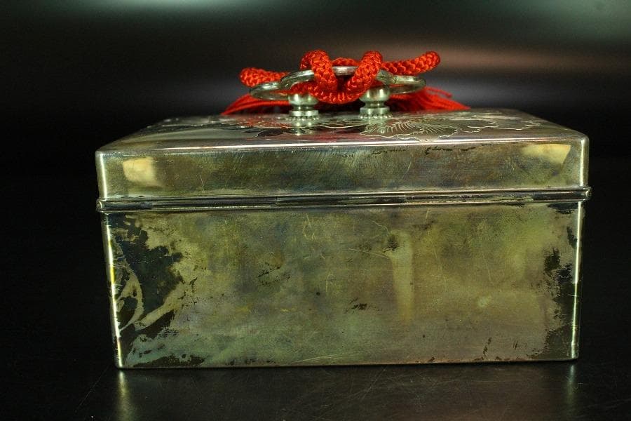 銀製 刻花紋 宝石箱 silver 鍵付 未使用(K-XA675)