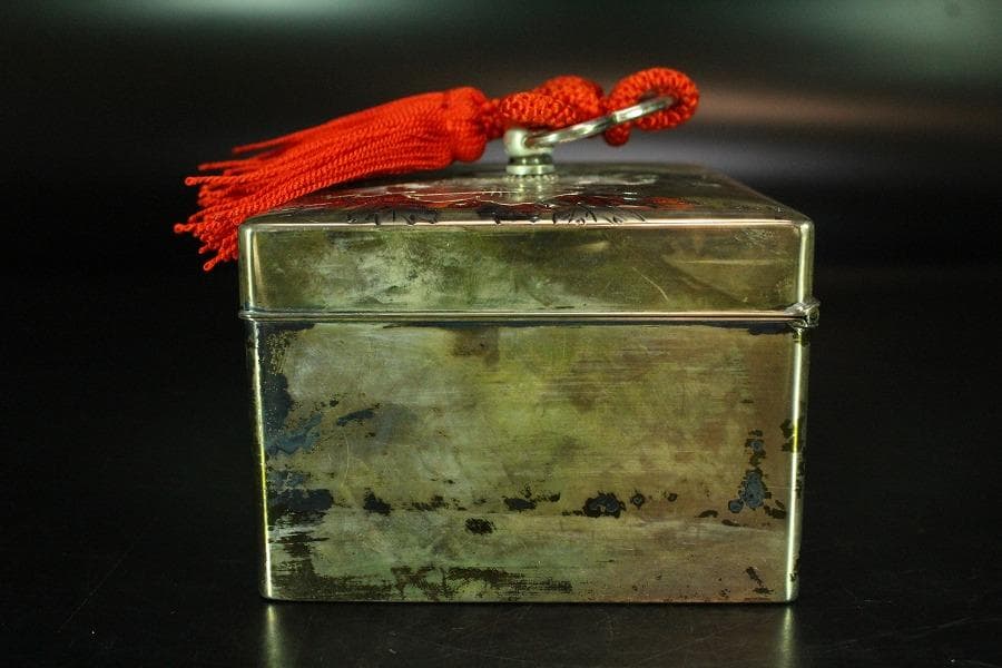 銀製 刻花紋 宝石箱 silver 鍵付 未使用(K-XA675)