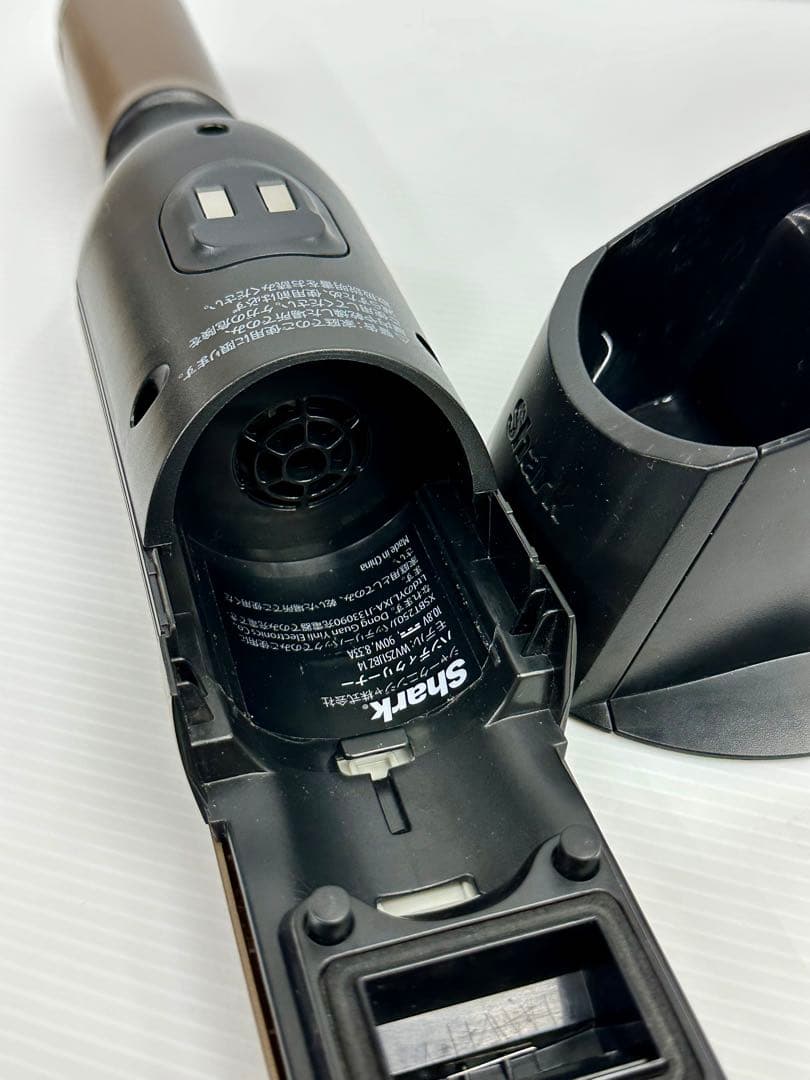 動作保証品　VW251JBZ 中古　格安　シャーク　卓上　ミニ　掃除機　付属品有