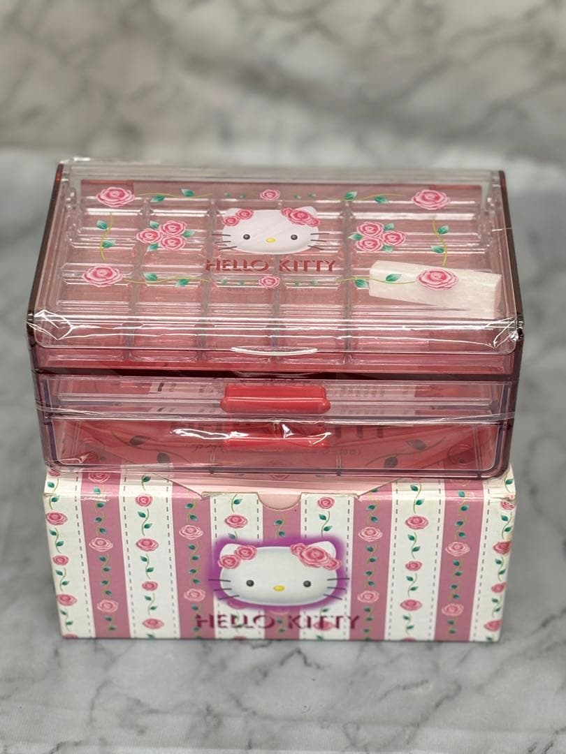 ハローキティ　アクセサリー3段ボックス