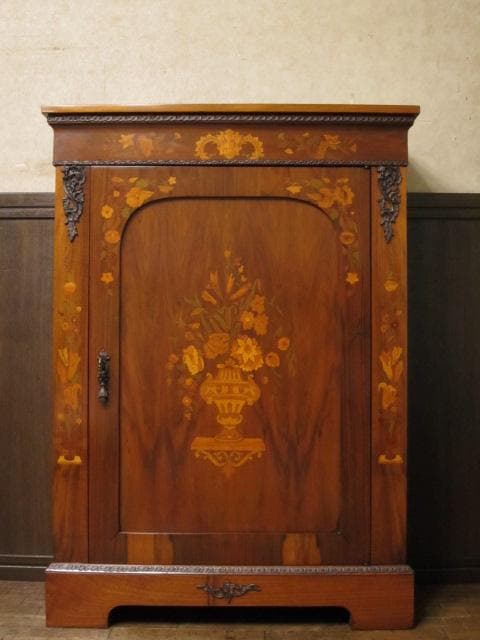 フレンチアンティーク 木象嵌 オルモル装飾 ピアキャビネット 鍵付き