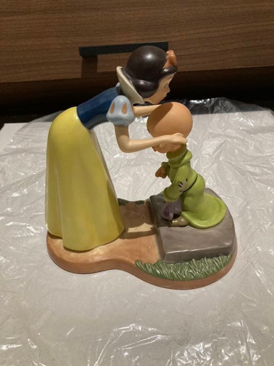 wdcc 白雪姫 まぬけの甘い見送りフィギュア ディズニー 置き物