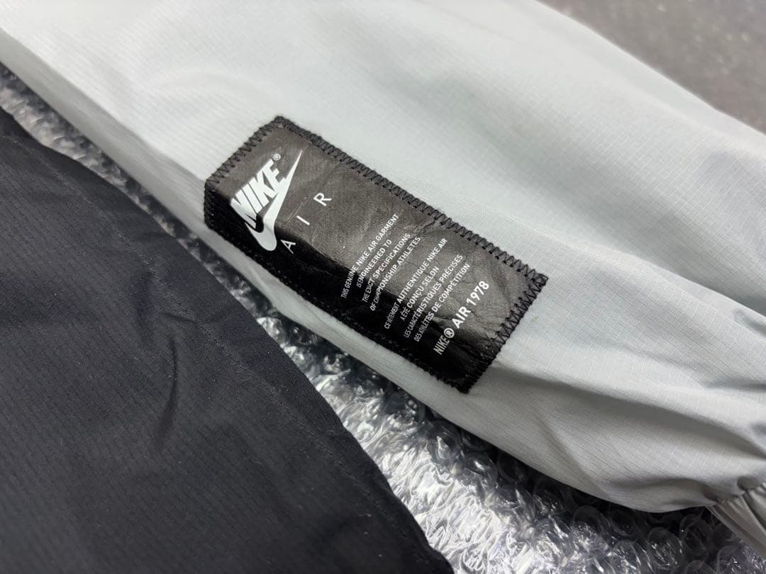 希少品 XLサイズ NIKE ナイキ アノラックパーカー ウインドブレーカー