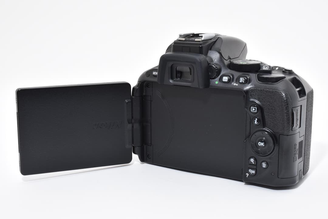 美品 Nikon D5500 Wi-Fi レンズセット #9434