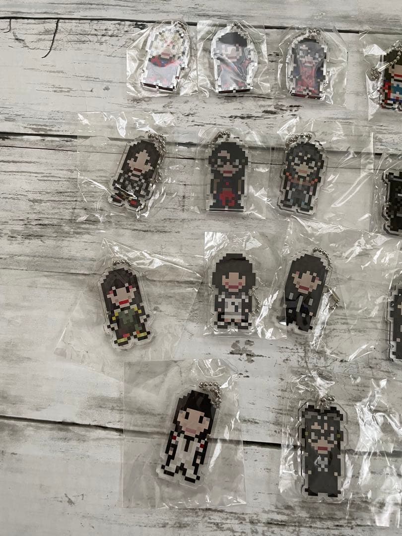 新品未開封　BiSH ガチャ ピクセル キーホルダー 18個セット　バラ売り可