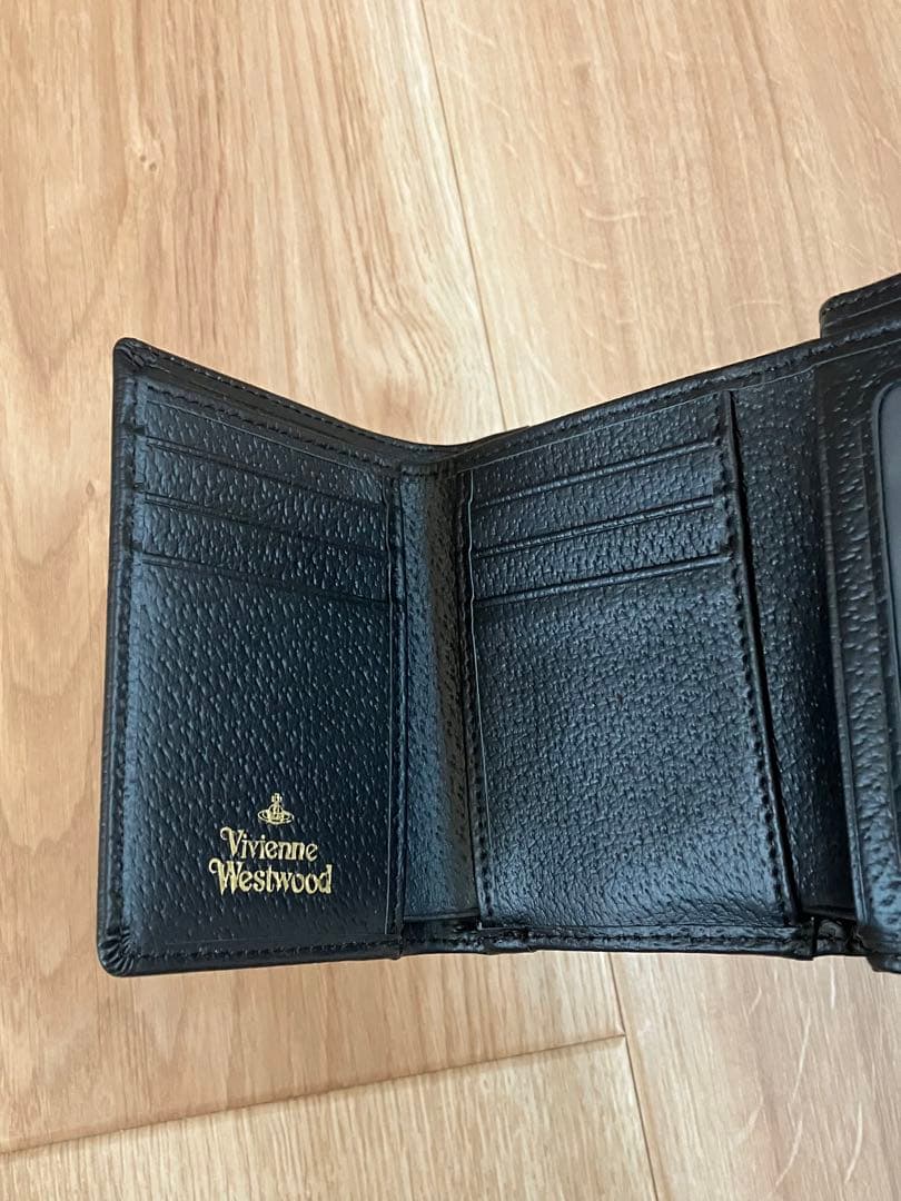 Vivienne Westwoodヴィヴィアンウエストウッド 三つ折り財布 新品