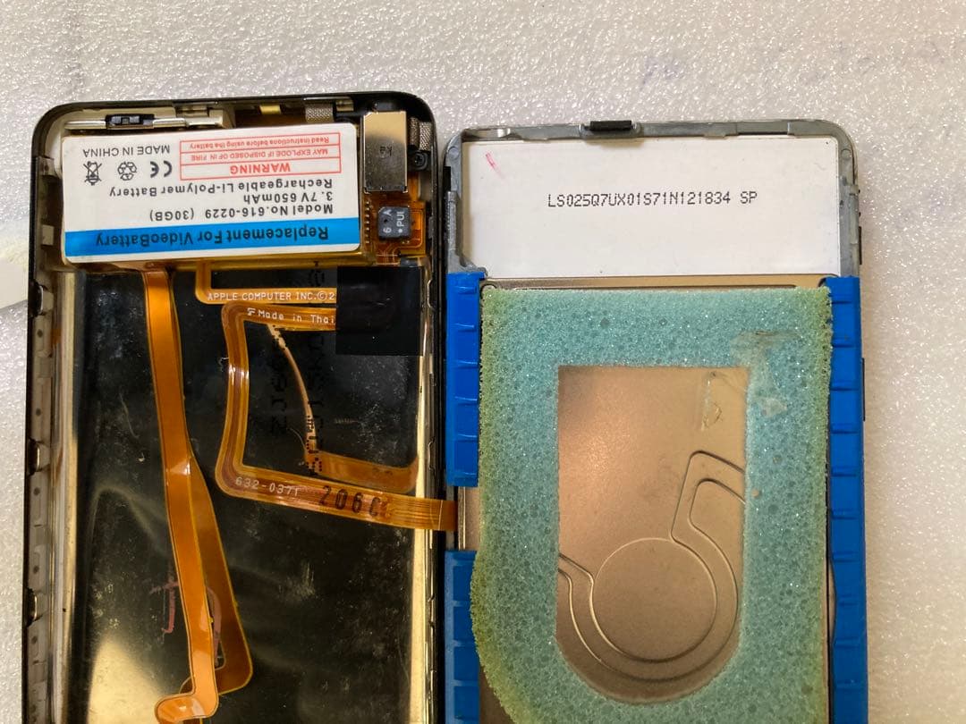 iPod classic U2SE 30GB 動作OK バッテリー交換済