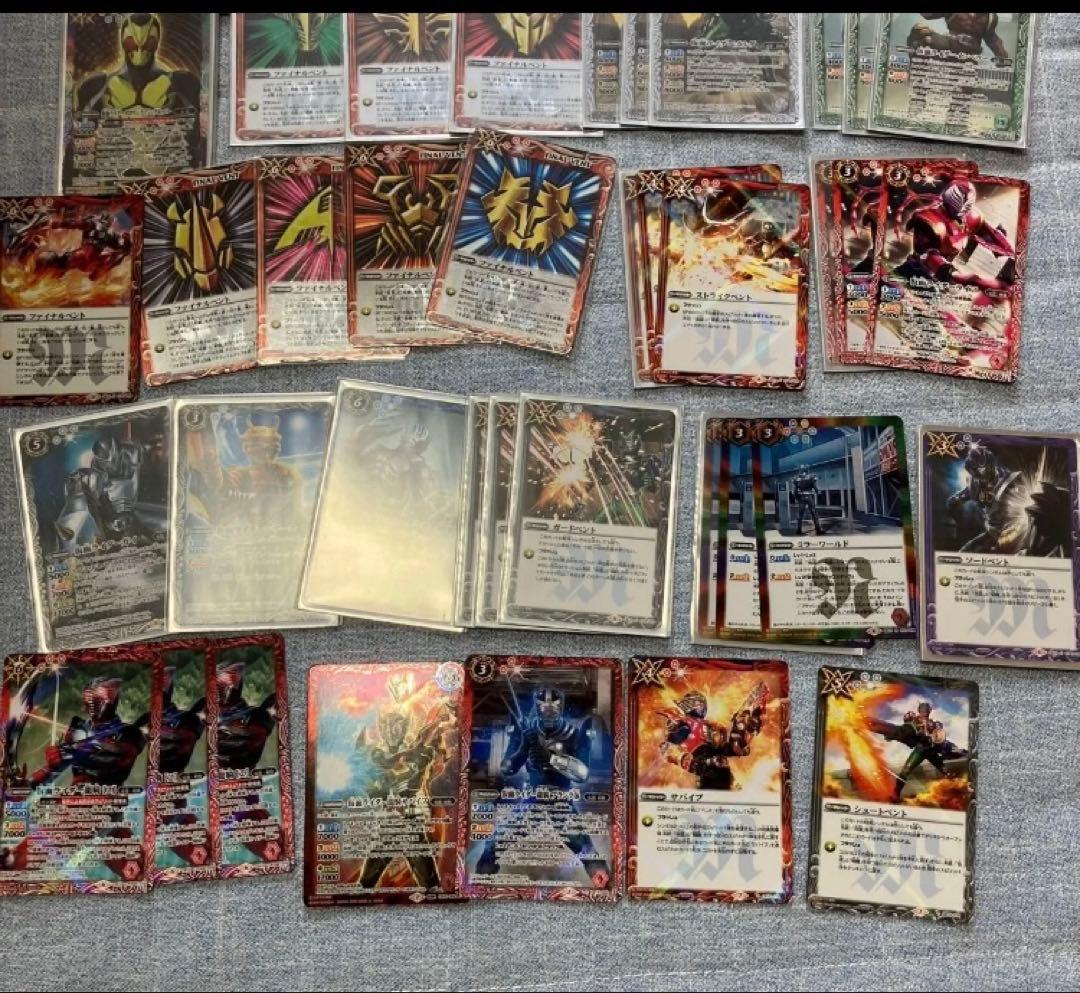引退品　バトスピ 仮面ライダー龍騎デッキ＋カード大量