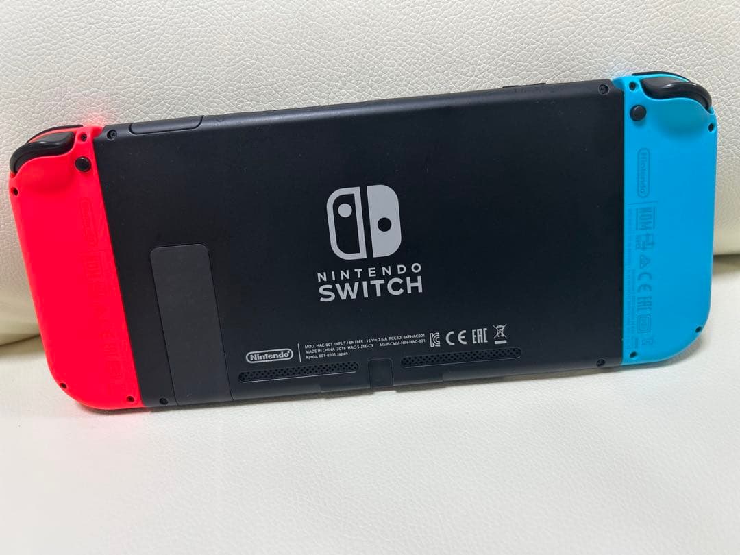 グ*グ様 Nintendo Switch 本体　2024年購入