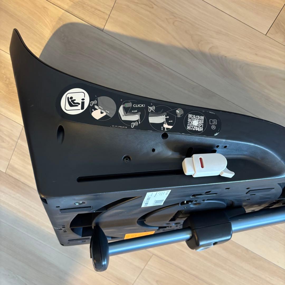 【値下げ中！！】【セット販売】サイベックスベビーシートCLOUD Z ・ベースZ