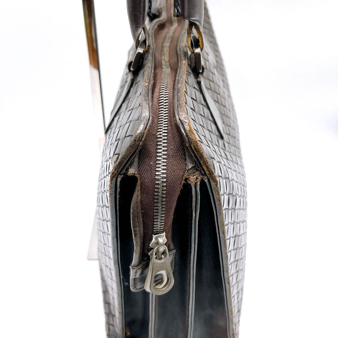 BOTTEGA VENETA ボッテガベネタ イントレチャート　ダークブラウン