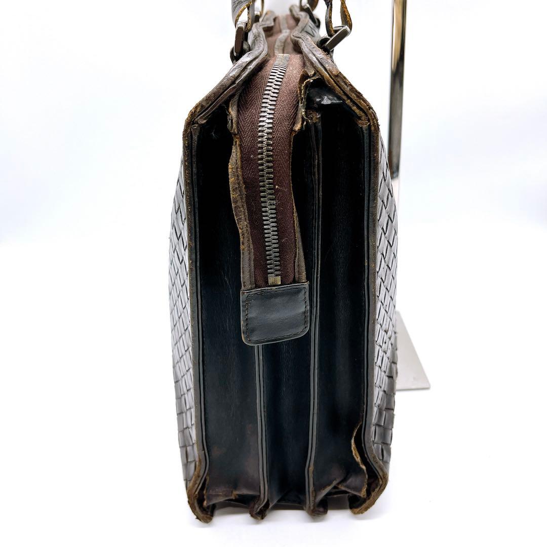 BOTTEGA VENETA ボッテガベネタ イントレチャート　ダークブラウン