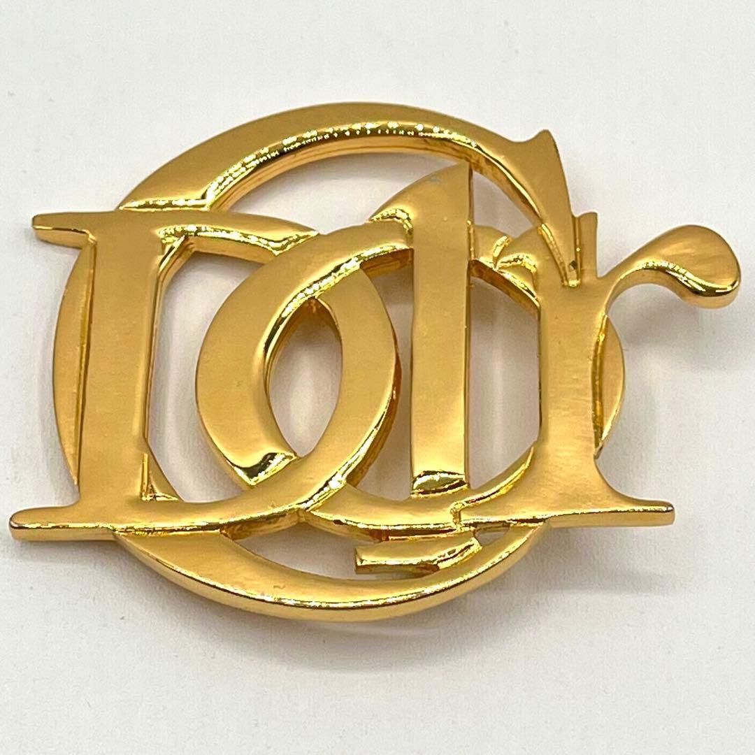 ✨極美品✨【クリスチャンディオール】ブローチ　ロゴ　ゴールド　ピン　華やか