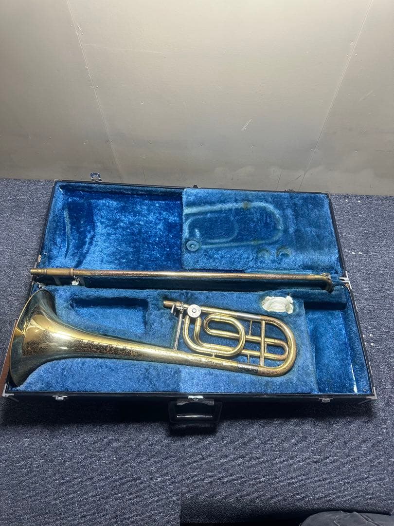 YAMAHA YBL-322金色 ピストン式トロンボーン ケース付き