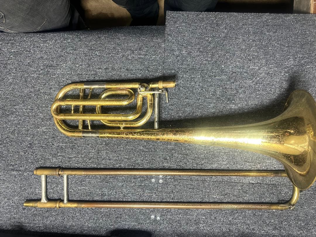 YAMAHA YBL-322金色 ピストン式トロンボーン ケース付き