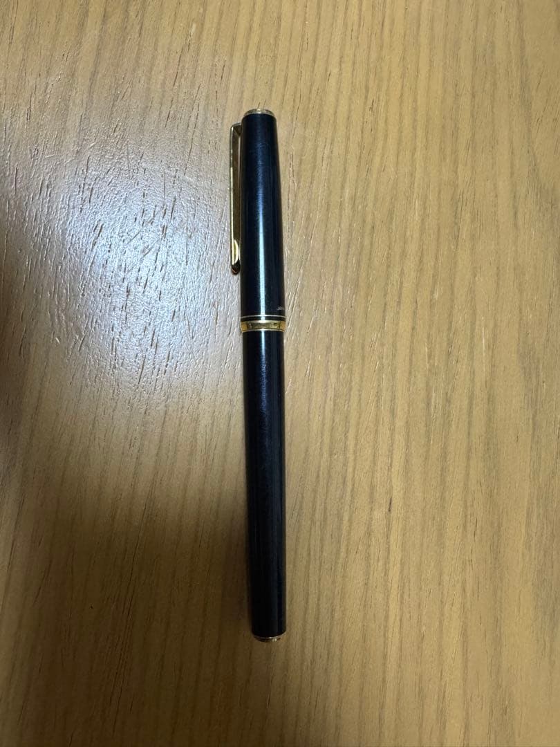 黒色ボールペン フロータイプ