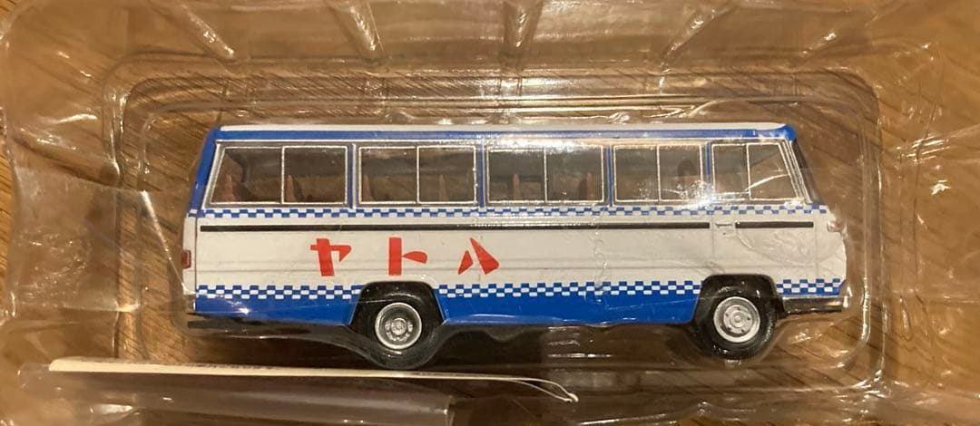 トミカリミテッド ヴィンテージネオ　ニッサン　シビリアン　ハトヤホテル